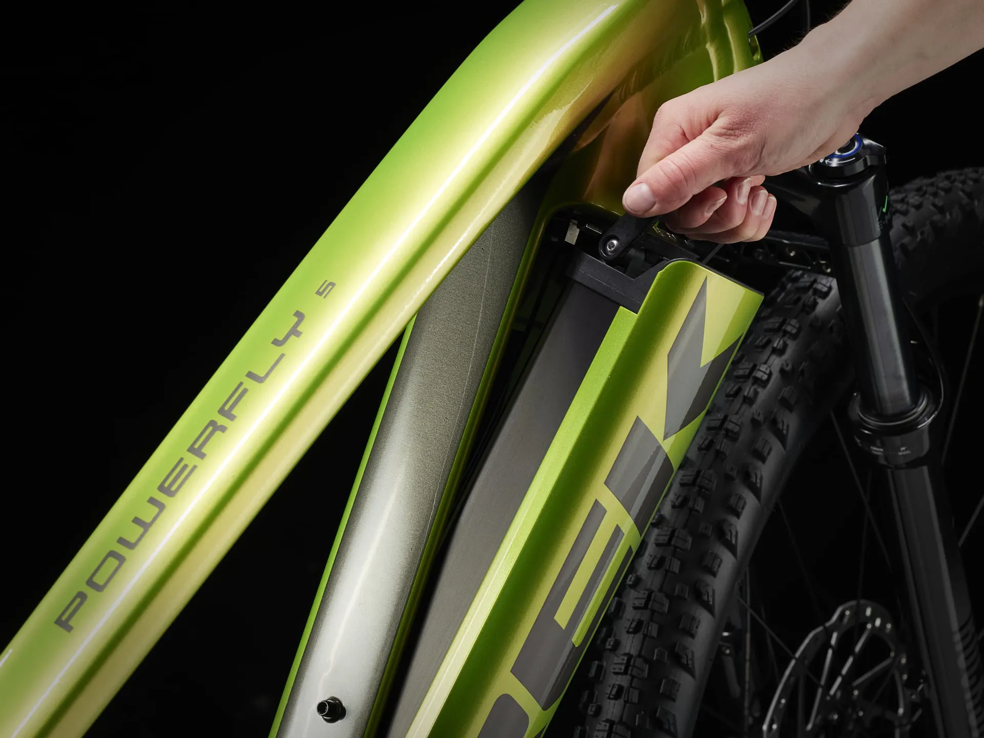 Titelseite -Zubehör Verkauf powerfly5us 24 41703 b alt3